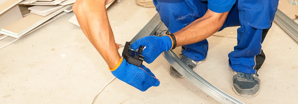 Fix Garage Door Panel in Kanata, Ontario
