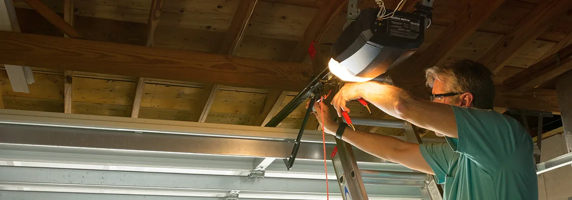Garage Door Panel Troubleshooting in Kanata, Ontario